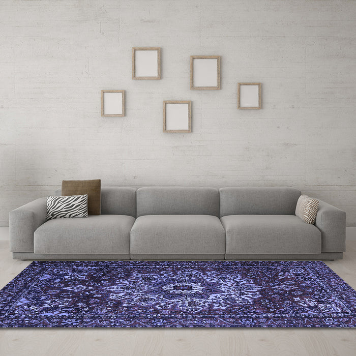 Machine Washable Persian Blue Traditional Rug in a Living Room, wshtr1896blu