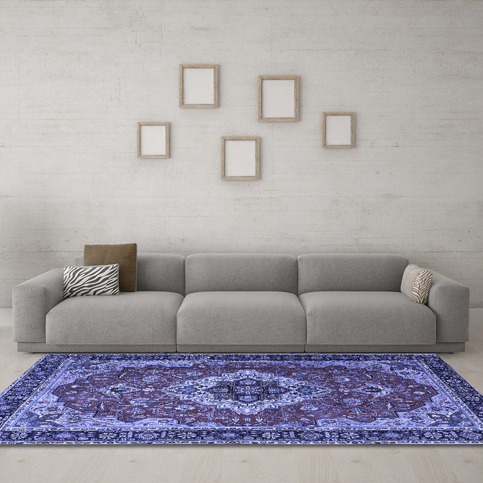 Machine Washable Persian Blue Traditional Rug in a Living Room, wshtr1897blu