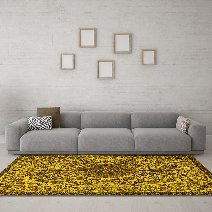 Machine Washable Persian Yellow Traditional Rug in a Living Room, wshtr1898yw