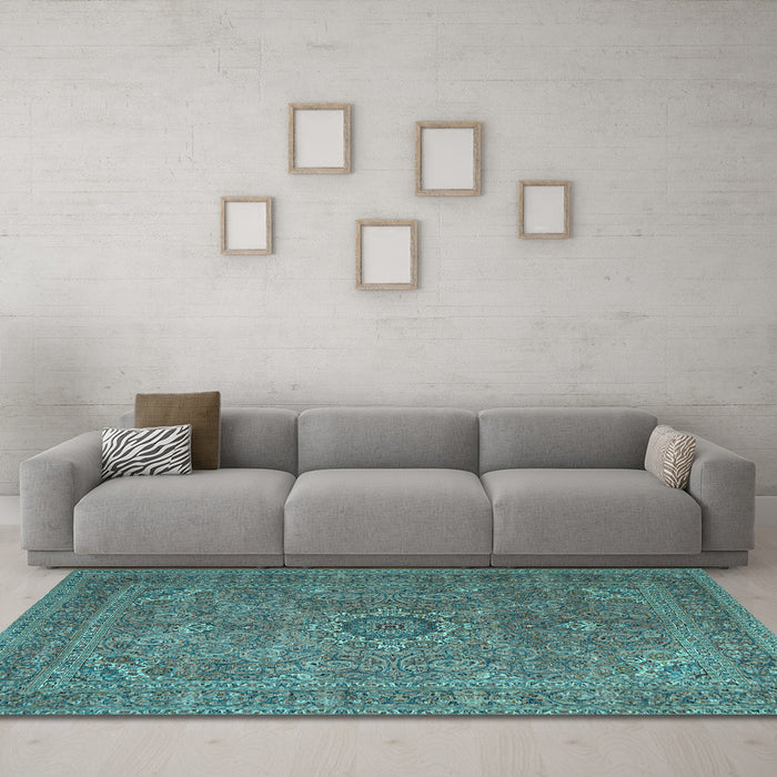 Machine Washable Persian Light Blue Traditional Rug in a Living Room, wshtr1899lblu