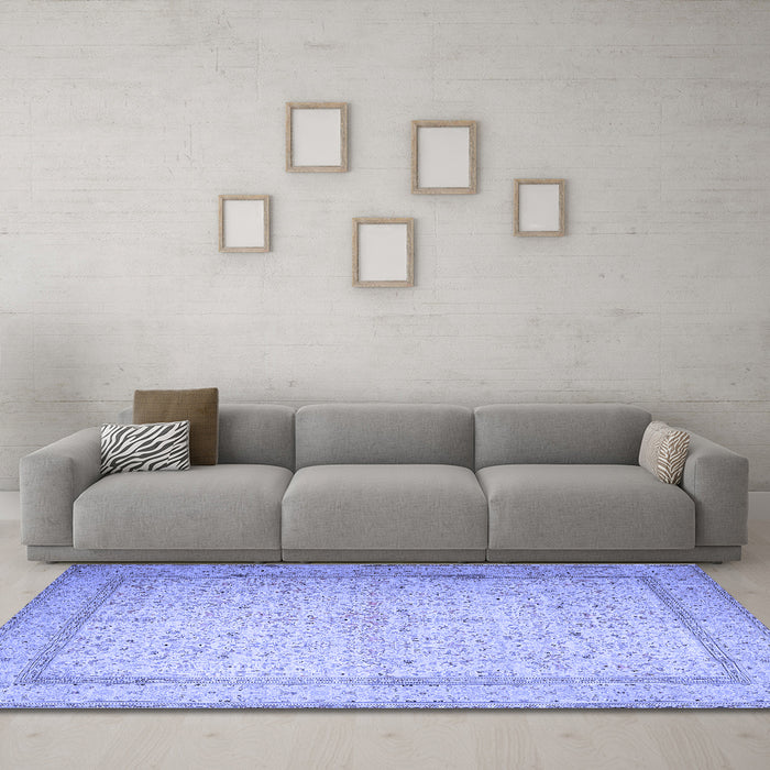 Machine Washable Persian Blue Traditional Rug in a Living Room, wshtr1900blu
