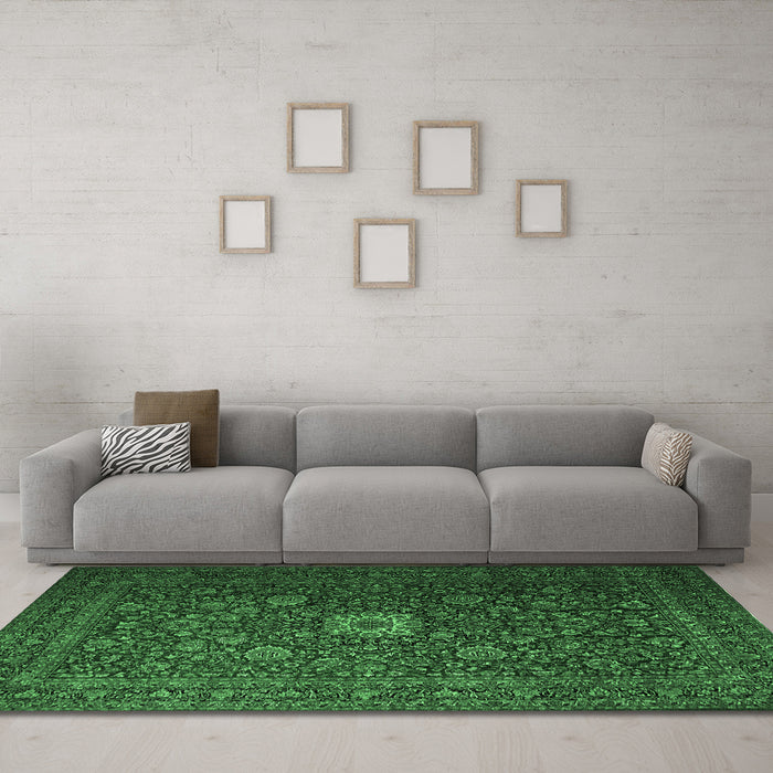 Machine Washable Persian Emerald Green Traditional Area Rugs in a Living Room,, wshtr1903emgrn