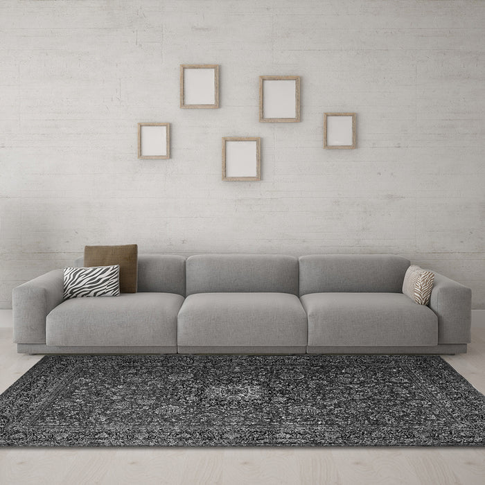 Machine Washable Persian Gray Traditional Rug in a Living Room,, wshtr1903gry