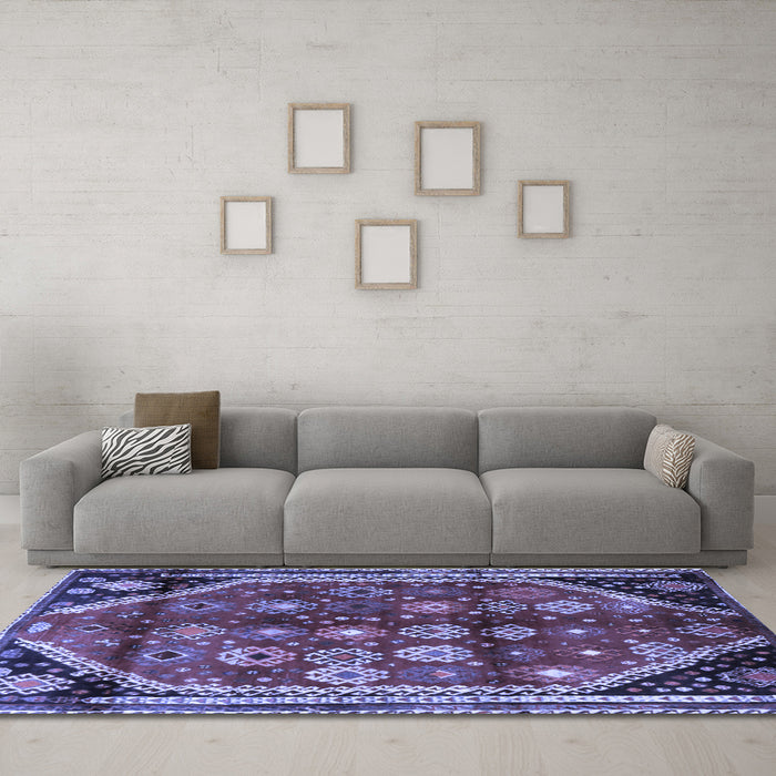 Machine Washable Persian Blue Traditional Rug in a Living Room, wshtr1906blu