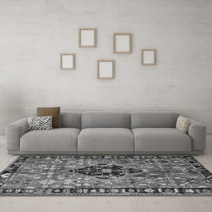 Machine Washable Persian Gray Traditional Rug in a Living Room,, wshtr1907gry