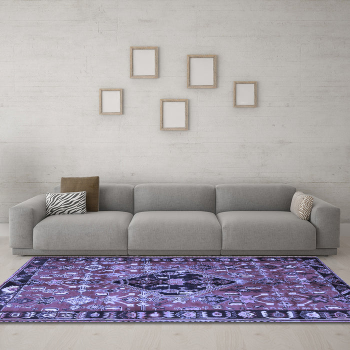 Machine Washable Persian Blue Traditional Rug in a Living Room, wshtr1907blu