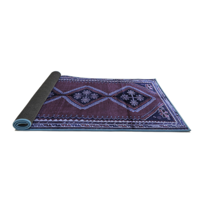 Sideview of Persian Blue Traditional Rug, tr1909blu