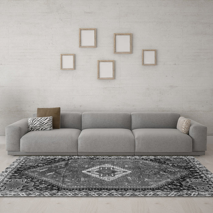 Machine Washable Persian Gray Traditional Rug in a Living Room,, wshtr1911gry