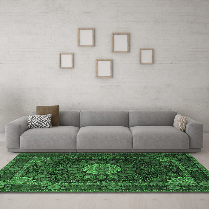 Machine Washable Persian Emerald Green Traditional Area Rugs in a Living Room,, wshtr1912emgrn
