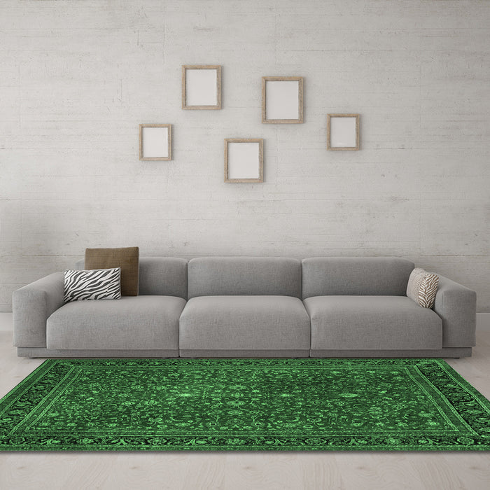 Machine Washable Persian Emerald Green Traditional Area Rugs in a Living Room,, wshtr1913emgrn