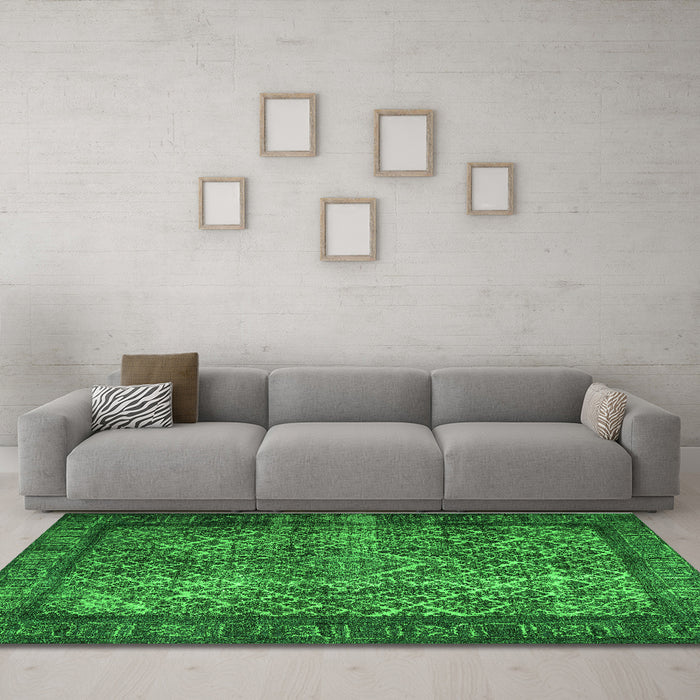 Machine Washable Persian Green Traditional Area Rugs in a Living Room,, wshtr1917grn