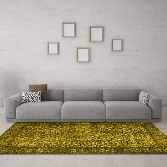 Machine Washable Persian Yellow Traditional Rug in a Living Room, wshtr1917yw