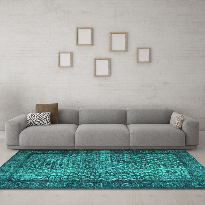 Machine Washable Persian Turquoise Traditional Area Rugs in a Living Room,, wshtr1917turq