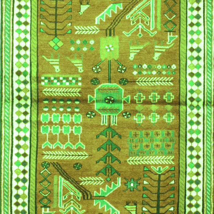 Serging Thickness of Machine Washable Animal Green Traditional Area Rugs, wshtr191grn