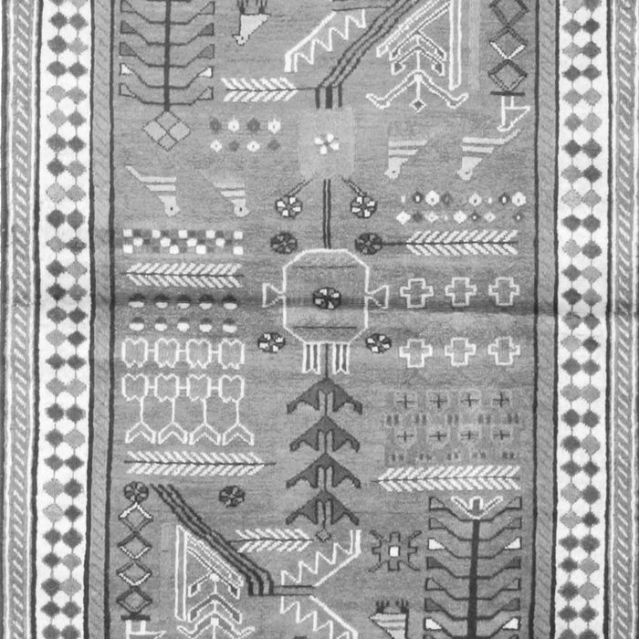 Serging Thickness of Machine Washable Animal Gray Traditional Rug, wshtr191gry