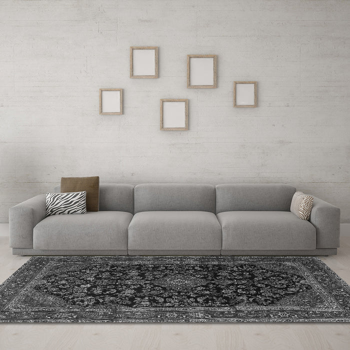 Machine Washable Persian Gray Traditional Rug in a Living Room,, wshtr1922gry