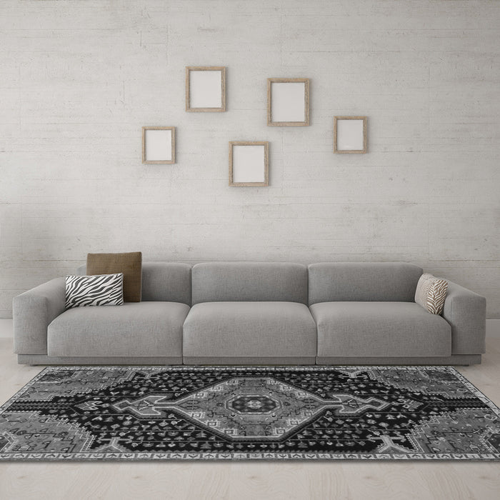 Machine Washable Persian Gray Traditional Rug in a Living Room,, wshtr1924gry