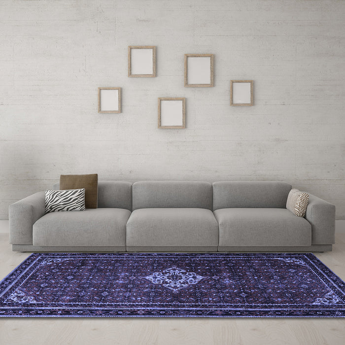 Machine Washable Persian Blue Traditional Rug in a Living Room, wshtr1925blu