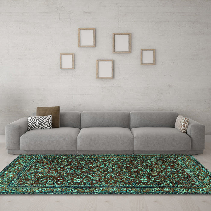 Machine Washable Persian Turquoise Traditional Area Rugs in a Living Room,, wshtr1930turq