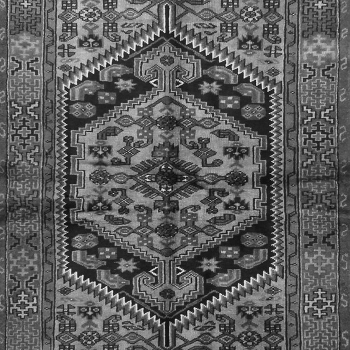 Serging Thickness of Machine Washable Persian Gray Traditional Rug, wshtr1931gry