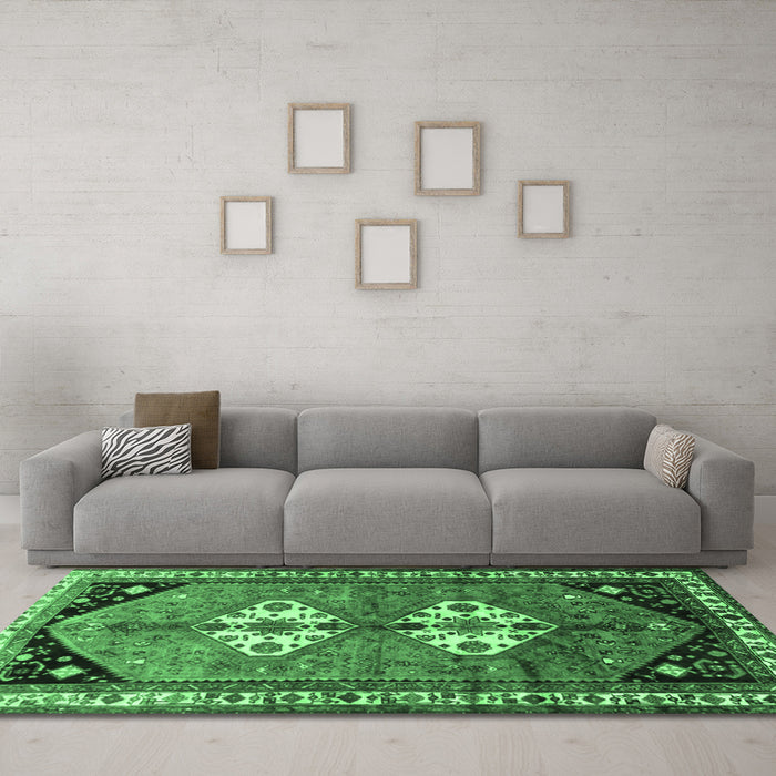 Machine Washable Persian Emerald Green Traditional Area Rugs in a Living Room,, wshtr1932emgrn