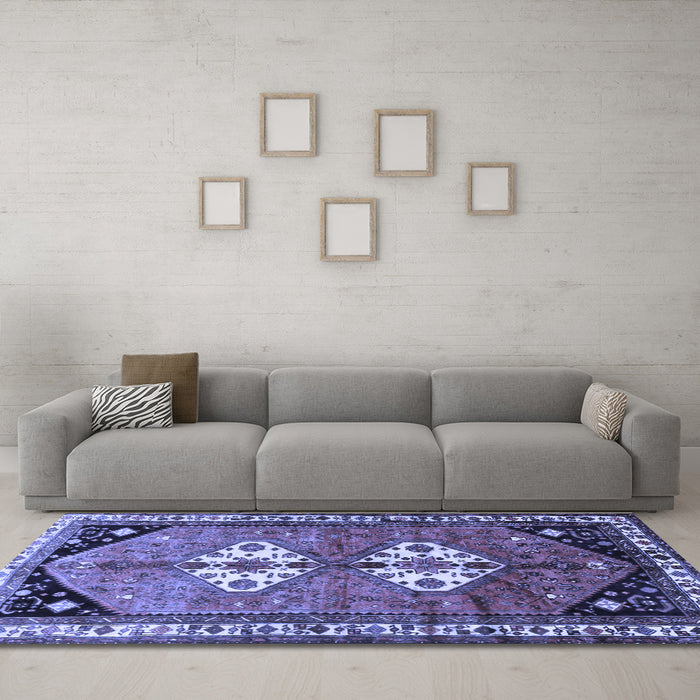 Machine Washable Persian Blue Traditional Rug in a Living Room, wshtr1932blu