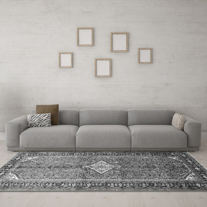 Machine Washable Persian Gray Traditional Rug in a Living Room,, wshtr193gry