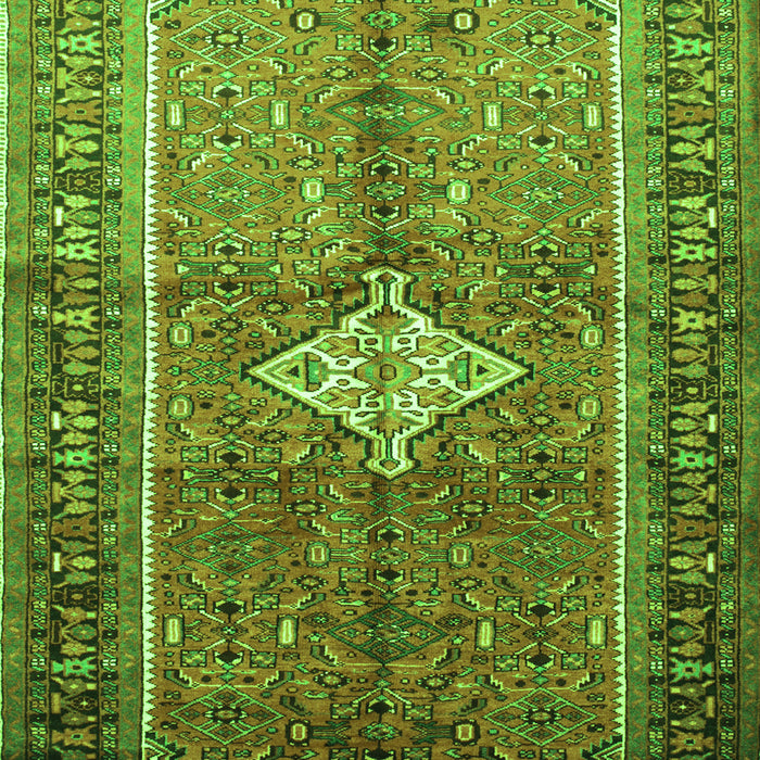 Serging Thickness of Machine Washable Persian Green Traditional Area Rugs, wshtr193grn