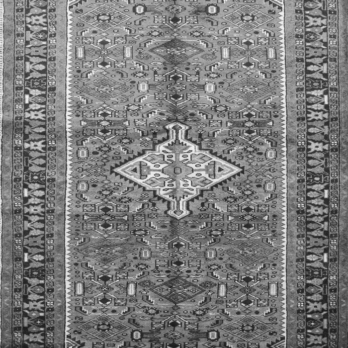 Serging Thickness of Machine Washable Persian Gray Traditional Rug, wshtr193gry