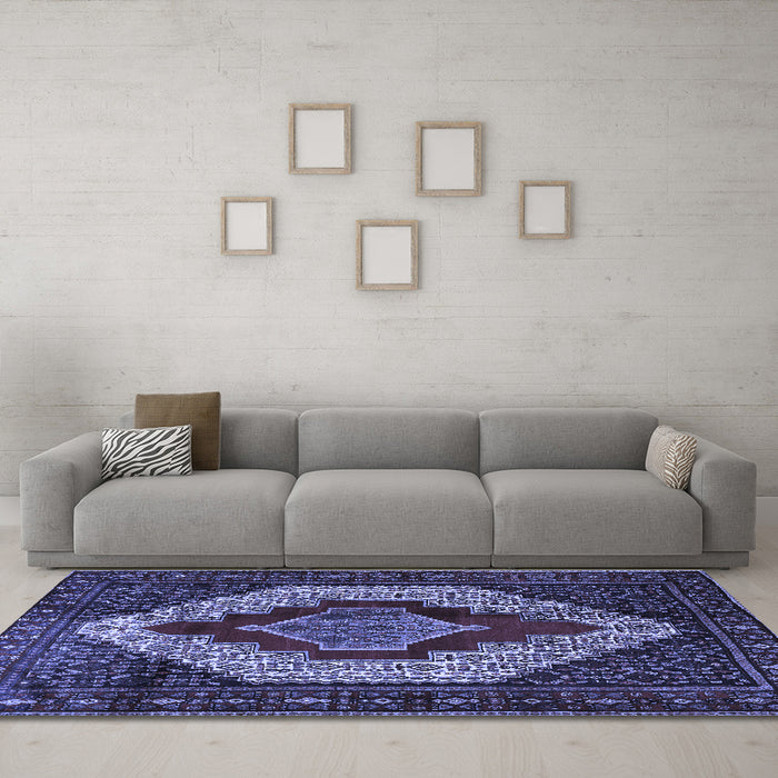 Machine Washable Persian Blue Traditional Rug in a Living Room, wshtr1944blu