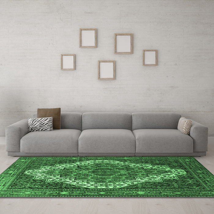 Machine Washable Persian Emerald Green Traditional Area Rugs in a Living Room,, wshtr1945emgrn