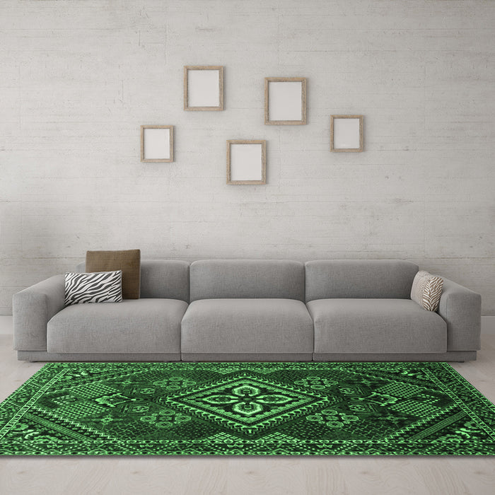 Machine Washable Persian Emerald Green Traditional Area Rugs in a Living Room,, wshtr1946emgrn