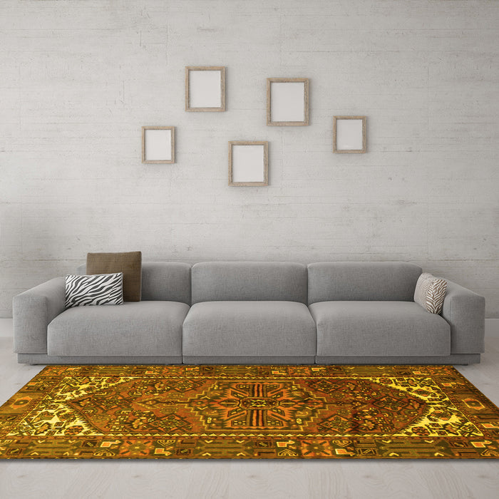 Machine Washable Persian Yellow Traditional Rug in a Living Room, wshtr1949yw