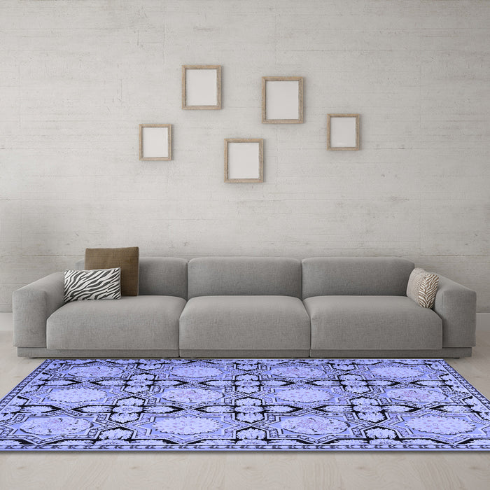 Machine Washable Persian Blue Traditional Rug in a Living Room, wshtr1951blu