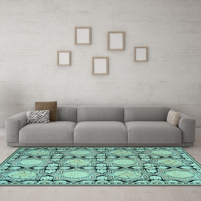 Machine Washable Persian Light Blue Traditional Rug in a Living Room, wshtr1951lblu