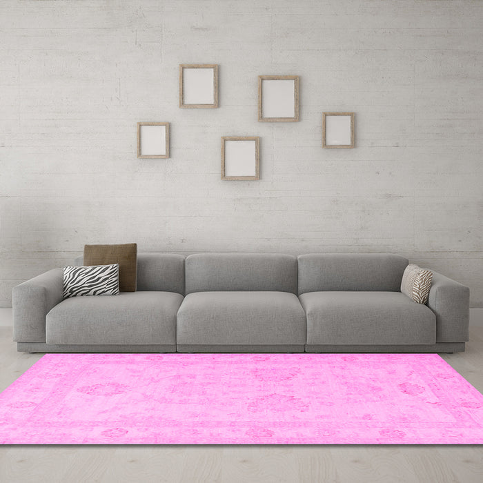 Machine Washable Persian Pink Traditional Rug in a Living Room, wshtr1952pnk