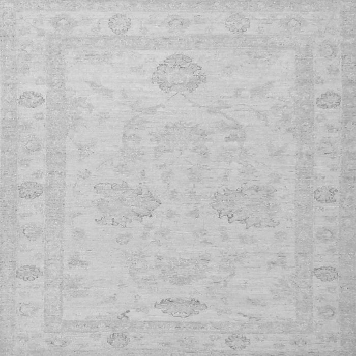 Round Machine Washable Persian Gray Traditional Rug, wshtr1952gry