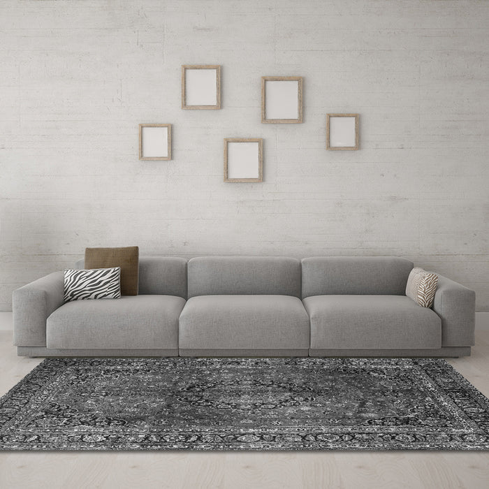 Machine Washable Medallion Gray Traditional Rug in a Living Room,, wshtr1955gry