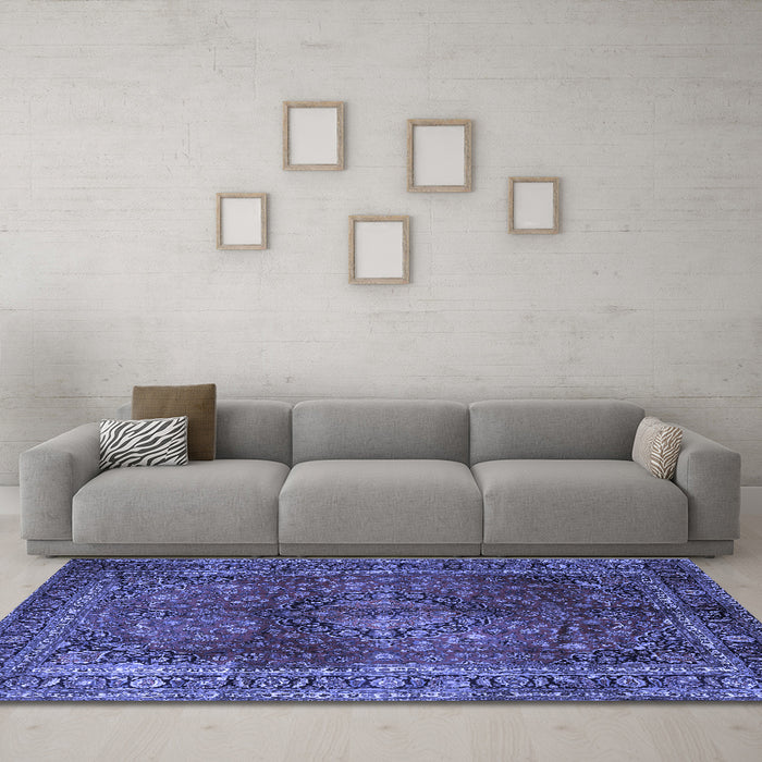 Machine Washable Medallion Blue Traditional Rug in a Living Room, wshtr1955blu