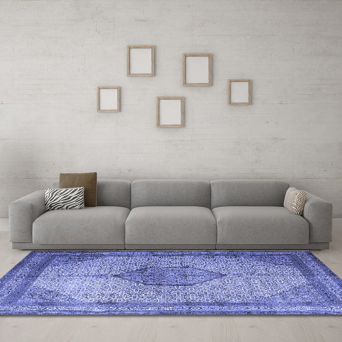 Machine Washable Medallion Blue Traditional Rug in a Living Room, wshtr1956blu