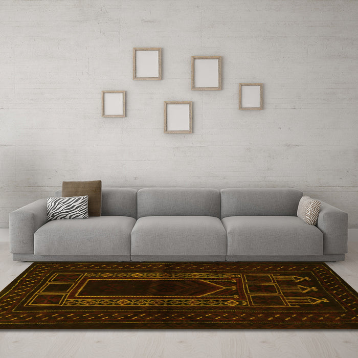 Machine Washable Persian Yellow Traditional Rug in a Living Room, wshtr1957yw