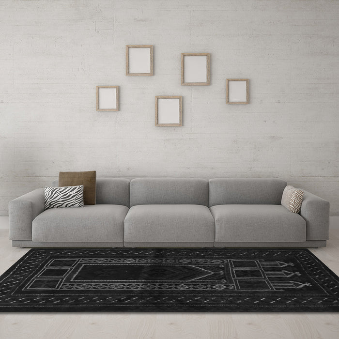 Machine Washable Persian Gray Traditional Rug in a Living Room,, wshtr1957gry