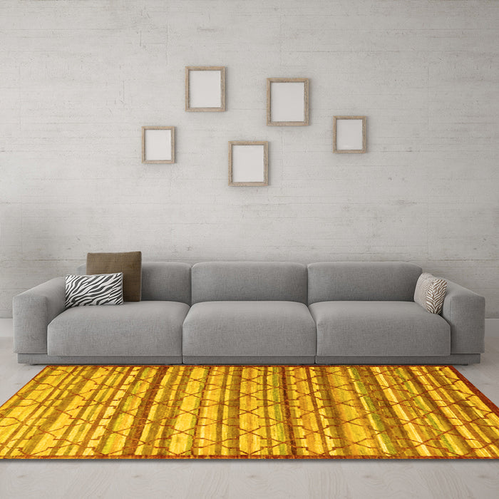 Machine Washable Persian Yellow Traditional Rug in a Living Room, wshtr1959yw