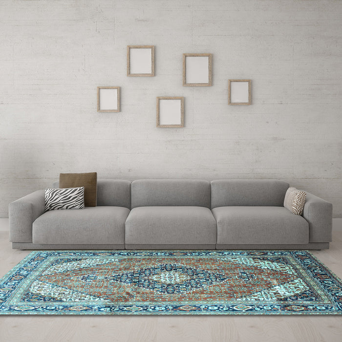 Machine Washable Persian Light Blue Traditional Rug in a Living Room, wshtr195lblu
