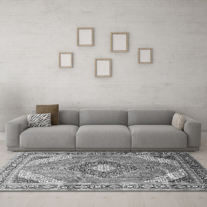Machine Washable Persian Gray Traditional Rug in a Living Room,, wshtr195gry
