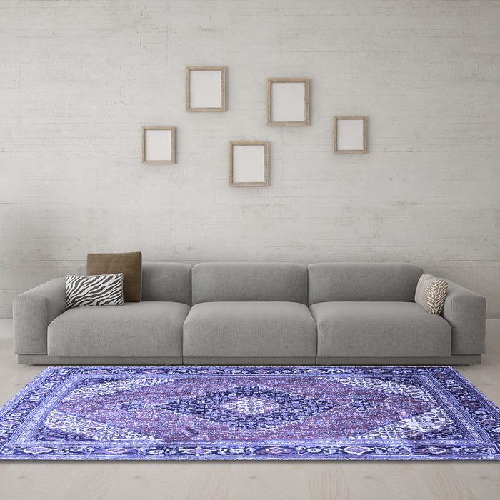 Machine Washable Persian Blue Traditional Rug in a Living Room, wshtr195blu