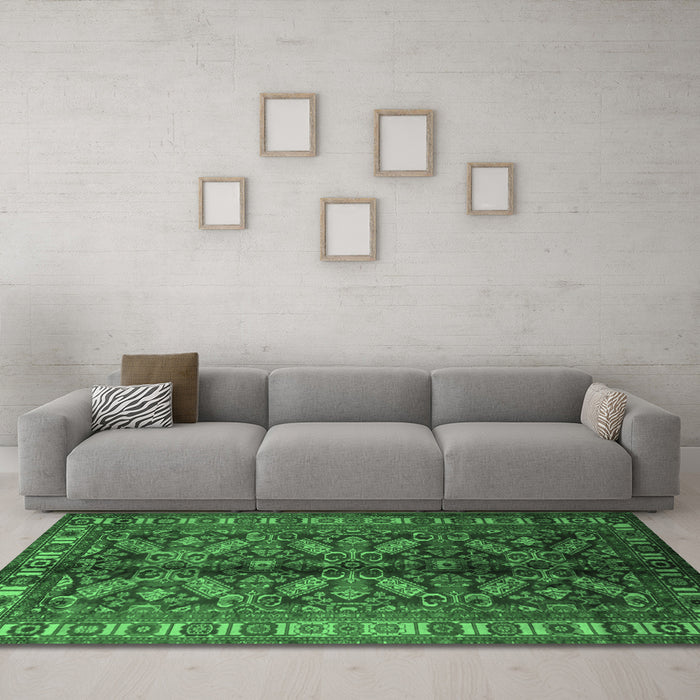 Machine Washable Persian Emerald Green Traditional Area Rugs in a Living Room,, wshtr1962emgrn