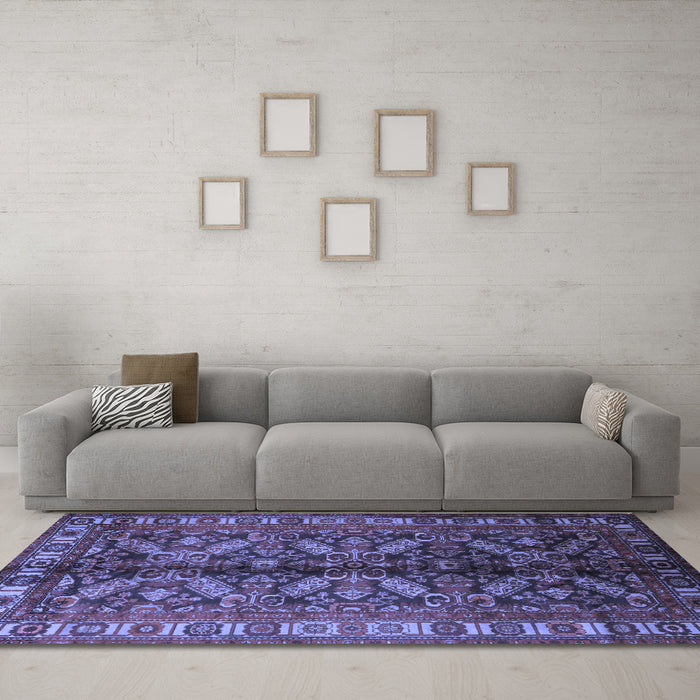 Machine Washable Persian Blue Traditional Rug in a Living Room, wshtr1962blu