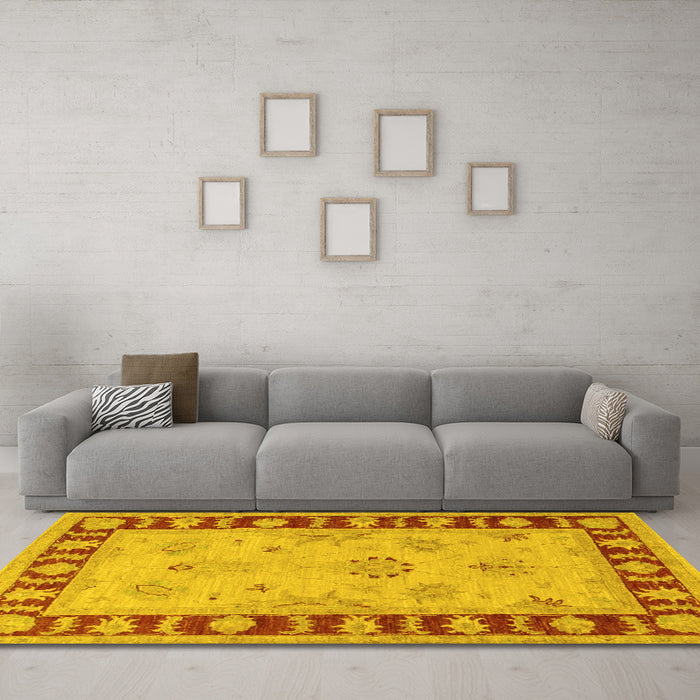 Machine Washable Oriental Yellow Traditional Rug in a Living Room, wshtr1963yw