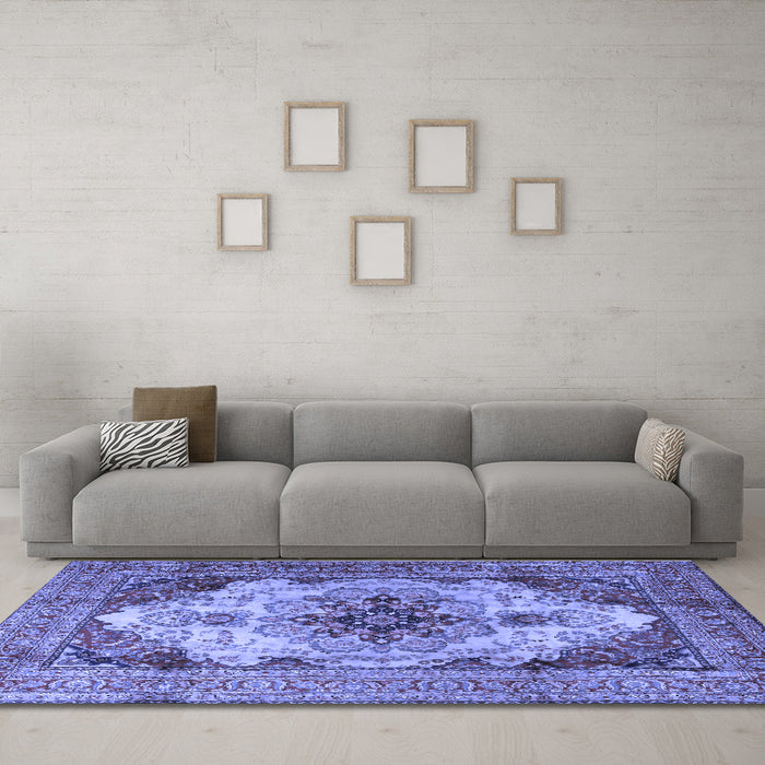 Machine Washable Persian Blue Traditional Rug in a Living Room, wshtr1965blu